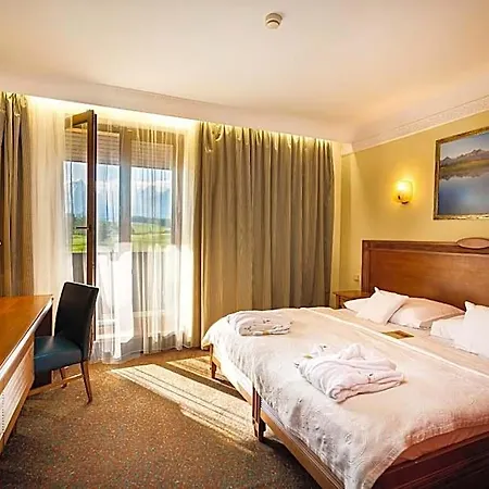 International Hotel 4*